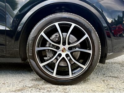 2023 Porsche Cayenne