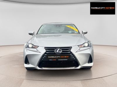 2019 Lexus IS
