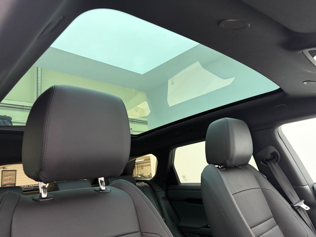 2026 Land Rover Range Rover Evoque