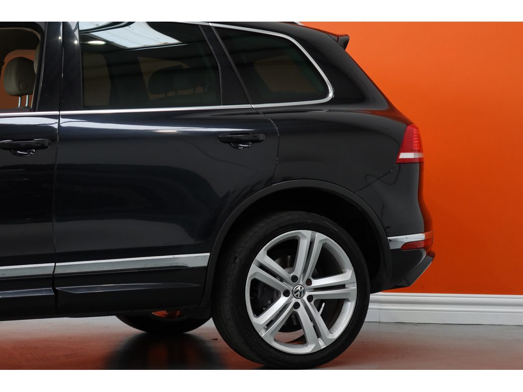 2018 Volkswagen Touareg