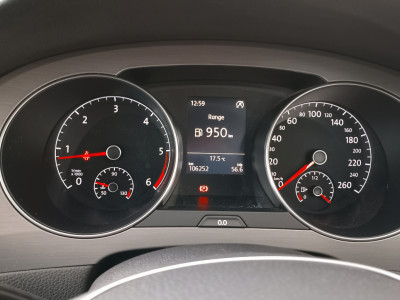 2016 Volkswagen Golf SV