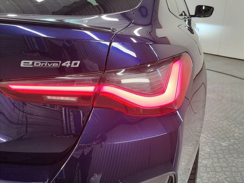 2023 BMW i4