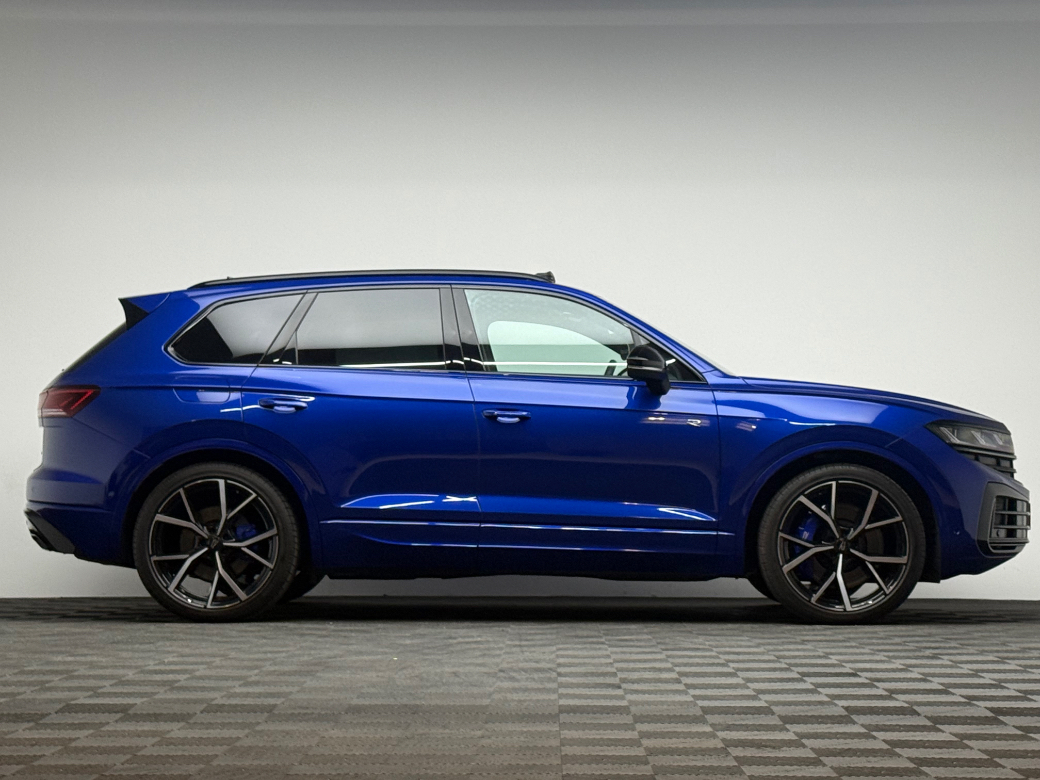 2025 Volkswagen Touareg