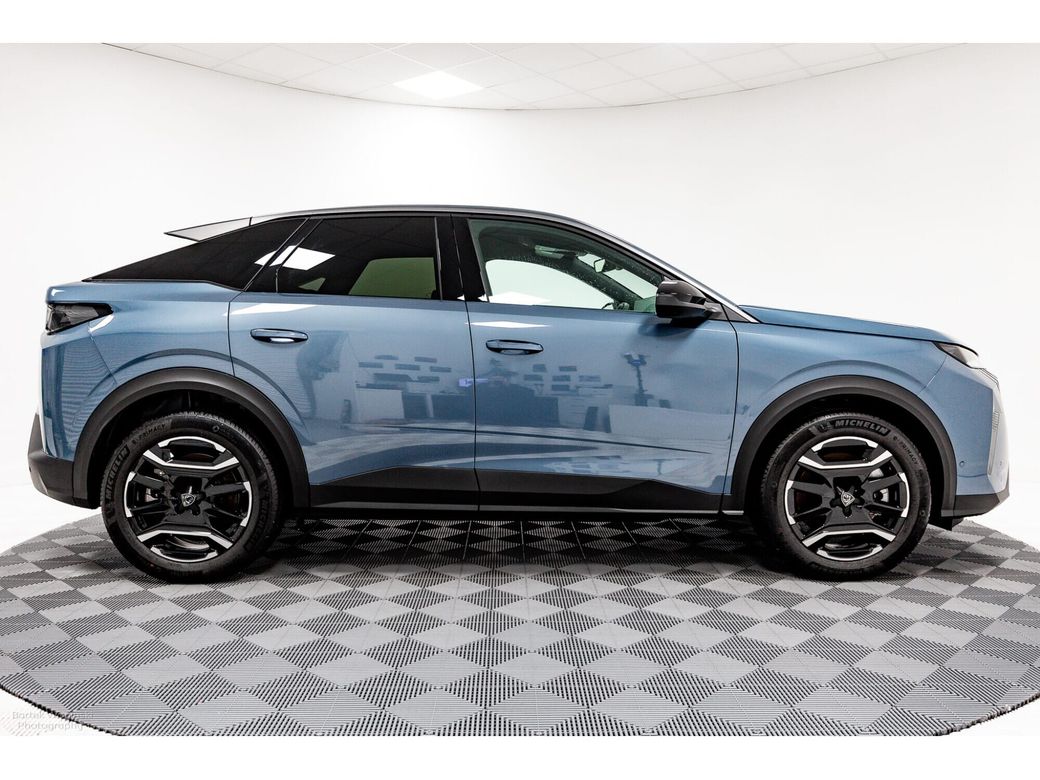 2025 Peugeot 3008
