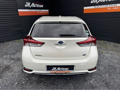 2017 Toyota Auris