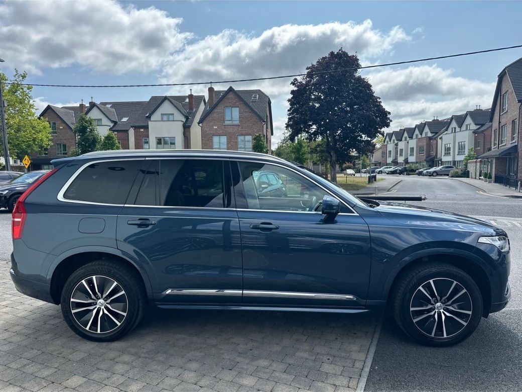2023 Volvo XC90