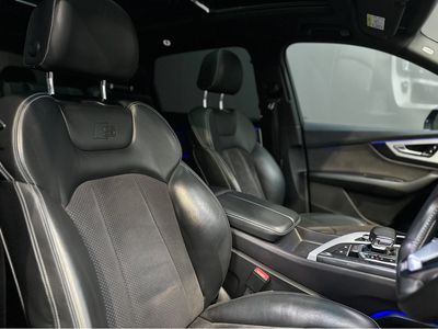 2017 Audi SQ7