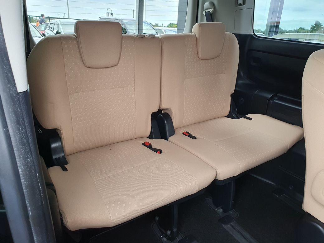 2014 Toyota Noah