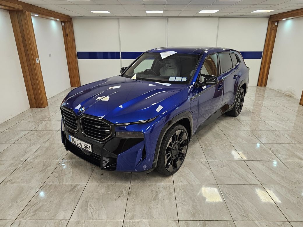 2025 BMW XM