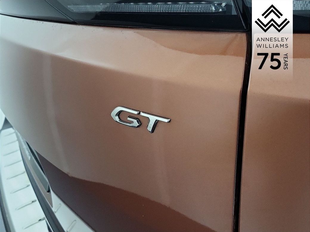 2023 Peugeot 5008