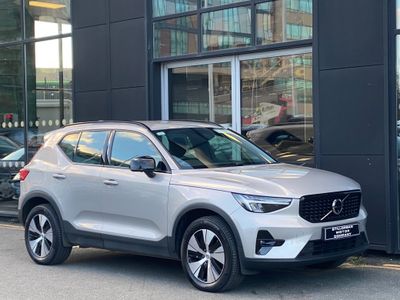 2023 Volvo XC40