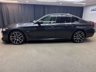2022 BMW 5 Series