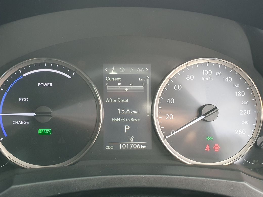 2018 Lexus IS 300h