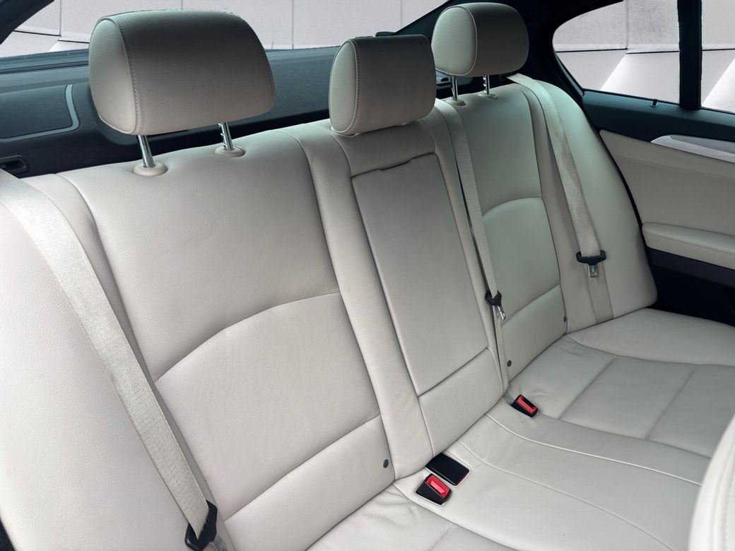 2013 BMW 5 Series