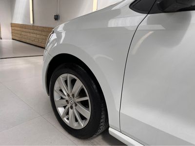 2015 Volkswagen Polo