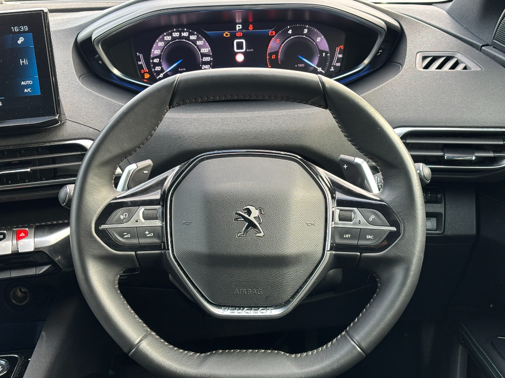 2024 Peugeot 5008
