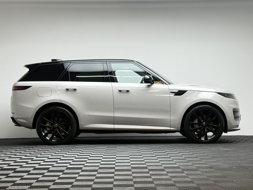 2026 Land Rover Range Rover Sport
