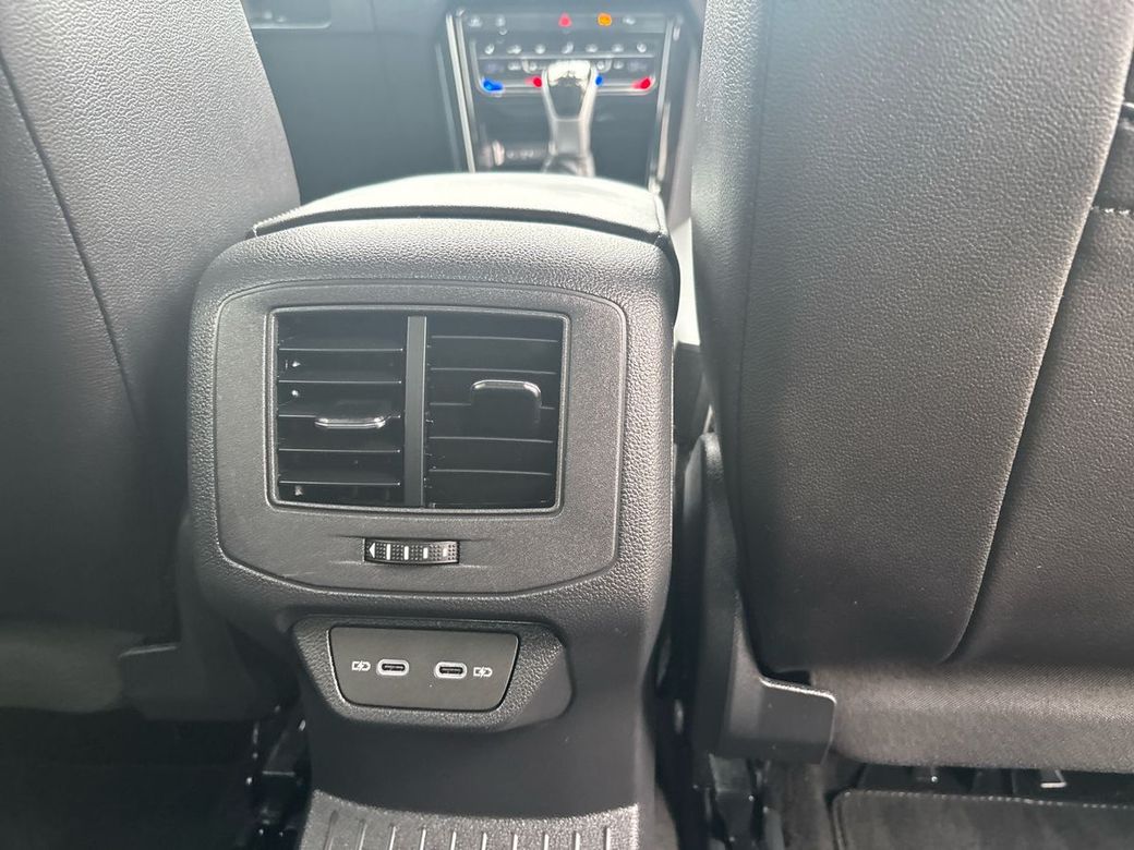 2025 Volkswagen T-Roc