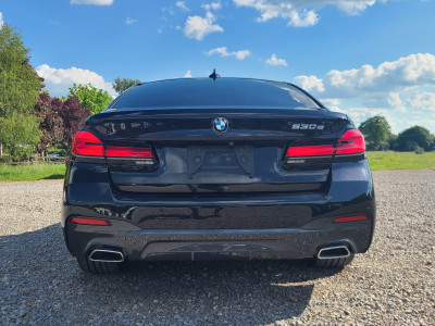 2021 BMW 530