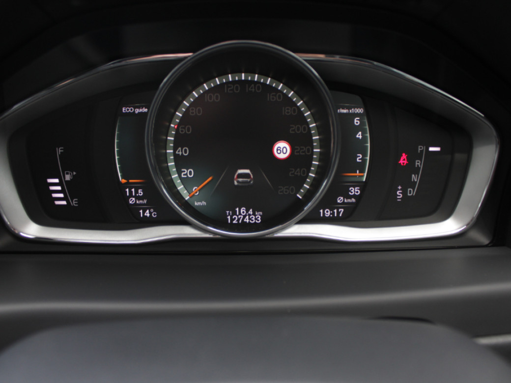2016 Volvo V70