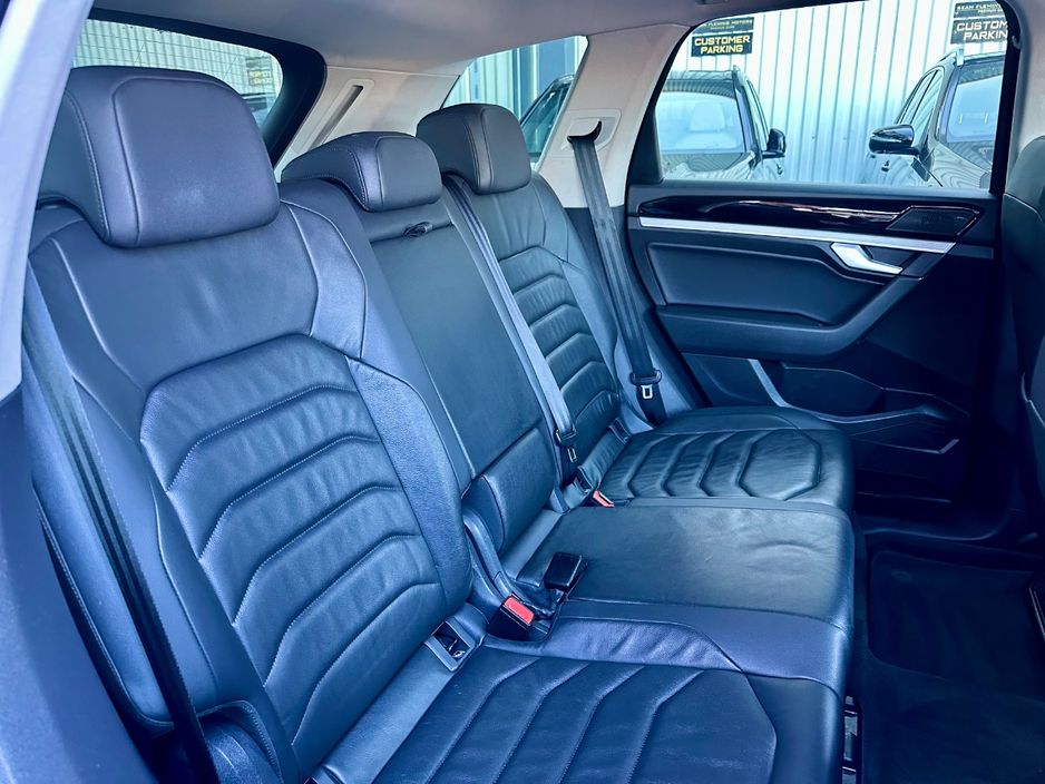 2019 Volkswagen Touareg