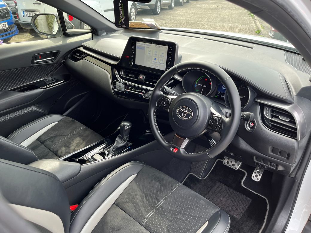 2023 Toyota C-HR