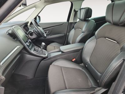 2017 Renault Scenic