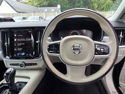 2017 Volvo S90
