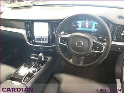 2025 Volvo V60