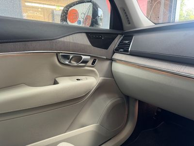 2023 Volvo XC90