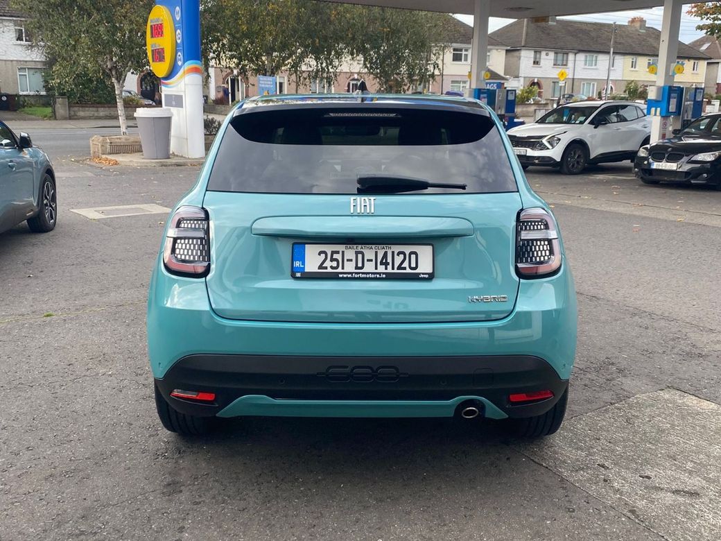 2025 Fiat 600