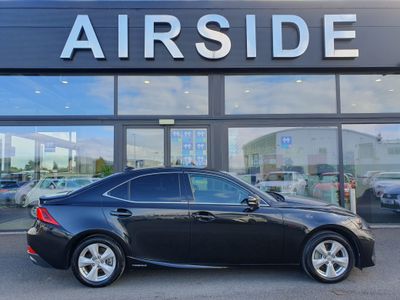 2016 Lexus IS 300h
