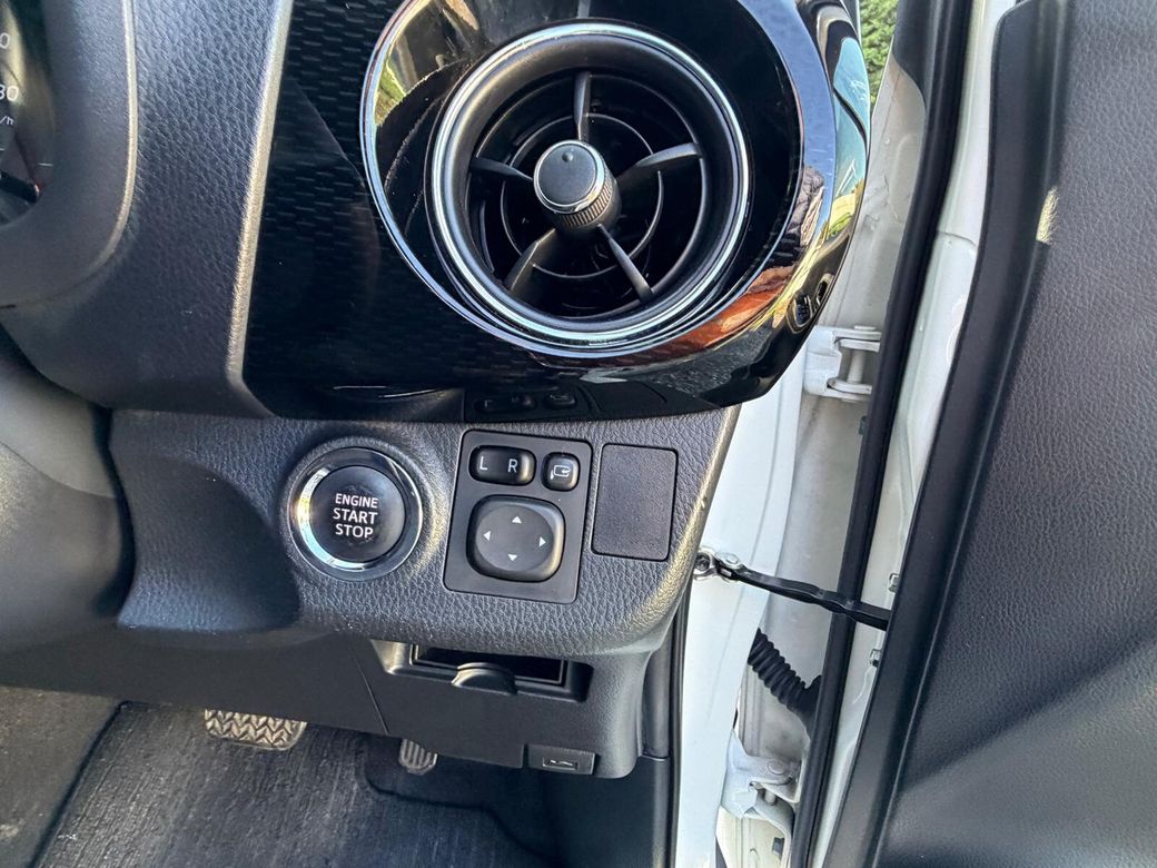 2020 Toyota Vitz