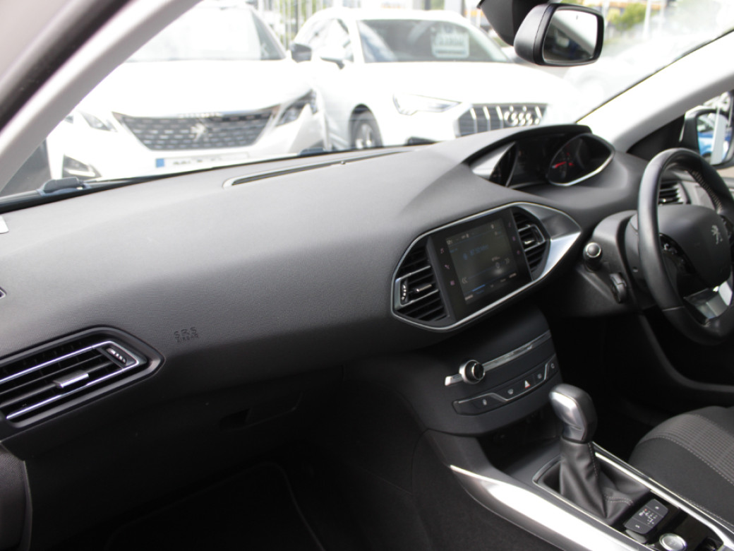 2018 Peugeot 308