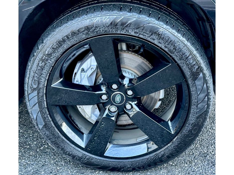 2025 Land Rover Defender