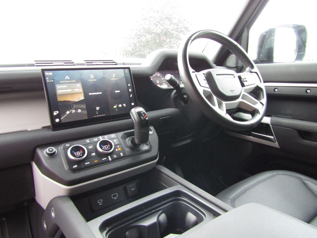 2023 Land Rover Defender