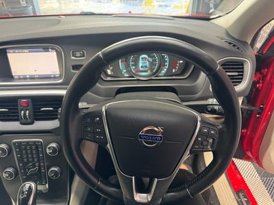 2014 Volvo V40
