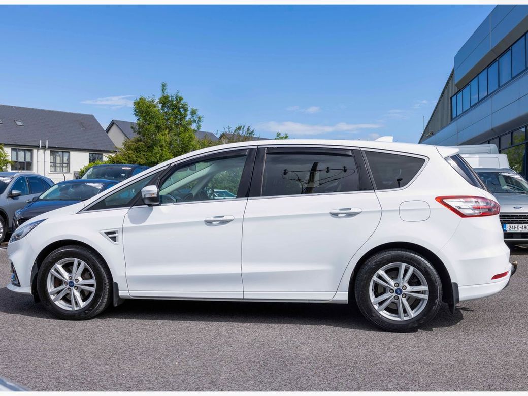 2020 Ford S-Max
