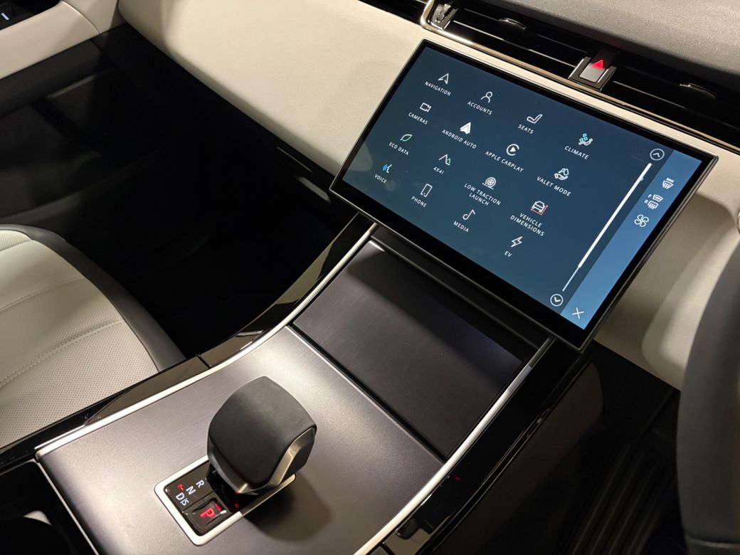 2026 Land Rover Range Rover Evoque