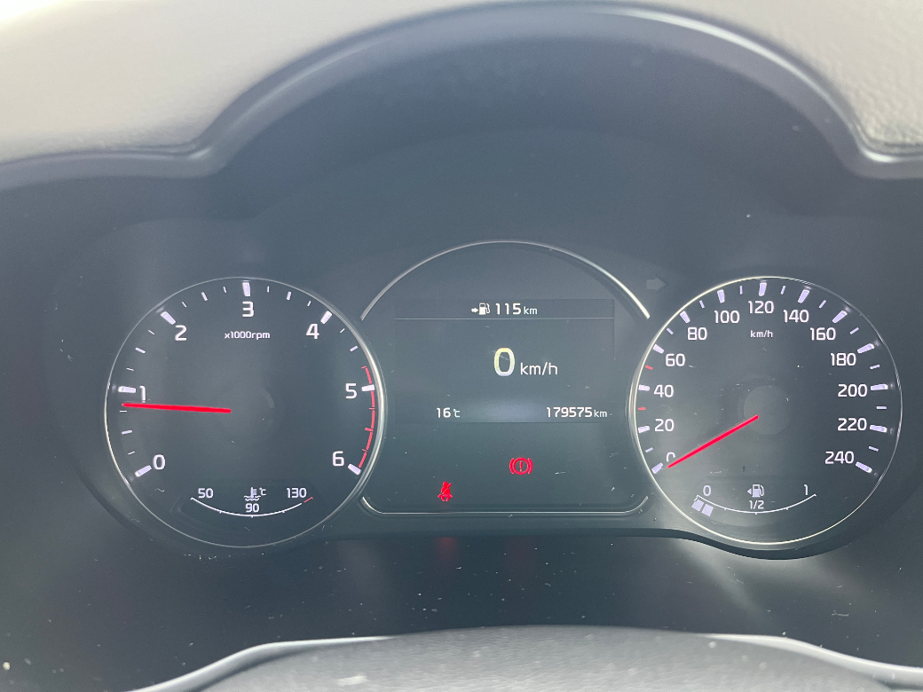 2018 Kia Carens