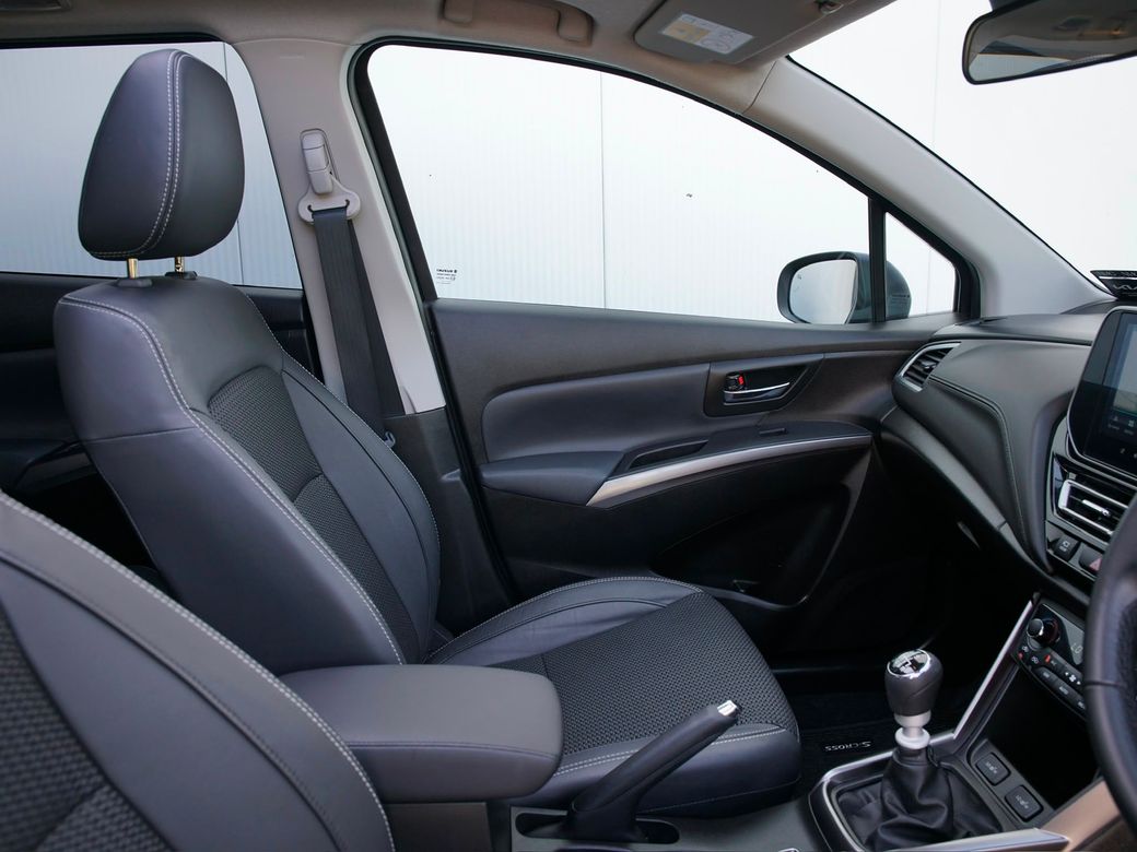 2025 Suzuki SX4