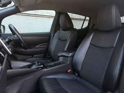 2023 Nissan Leaf