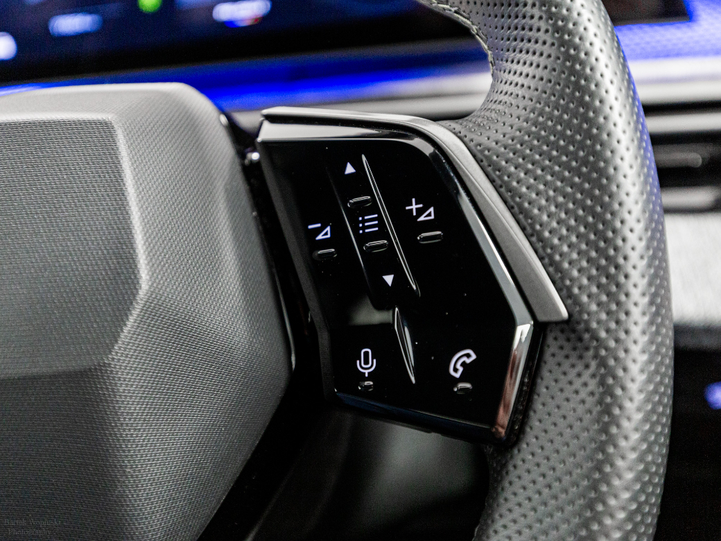 2025 Peugeot 5008