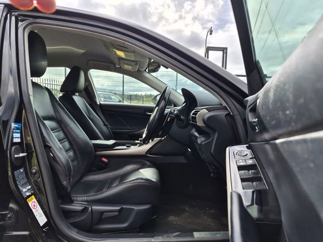 2015 Lexus IS