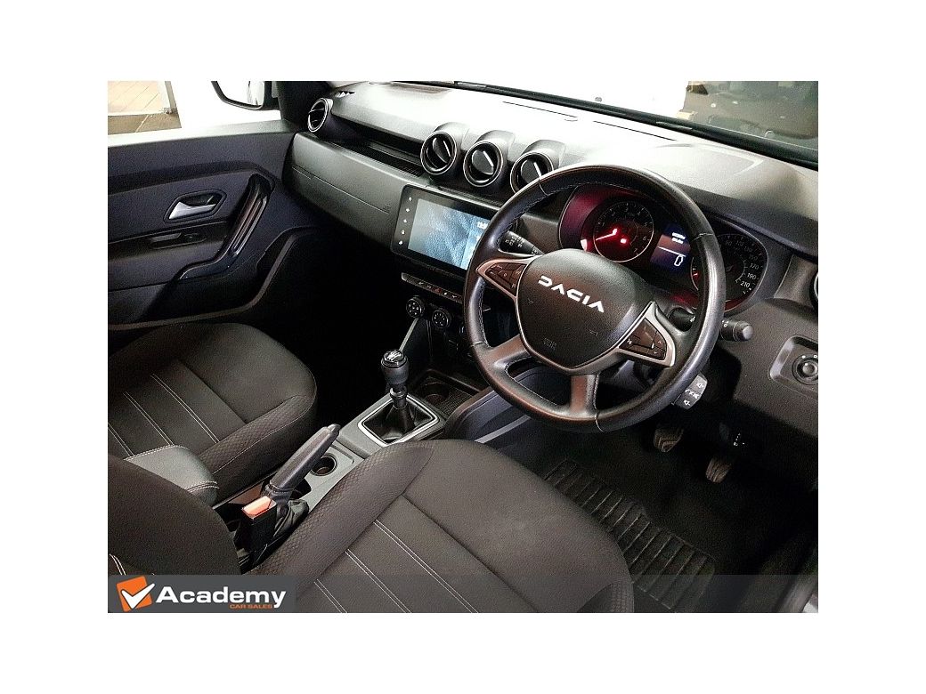 2023 Dacia Duster