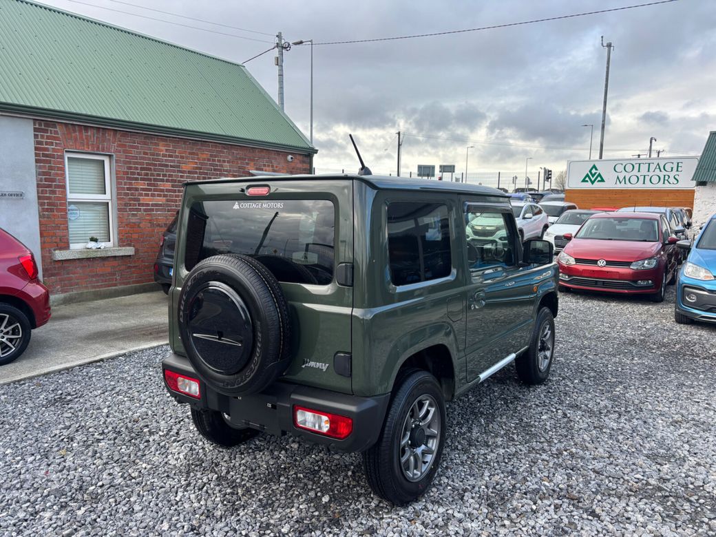 2025 Suzuki Jimny