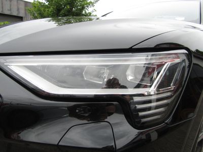 2022 Audi e-tron