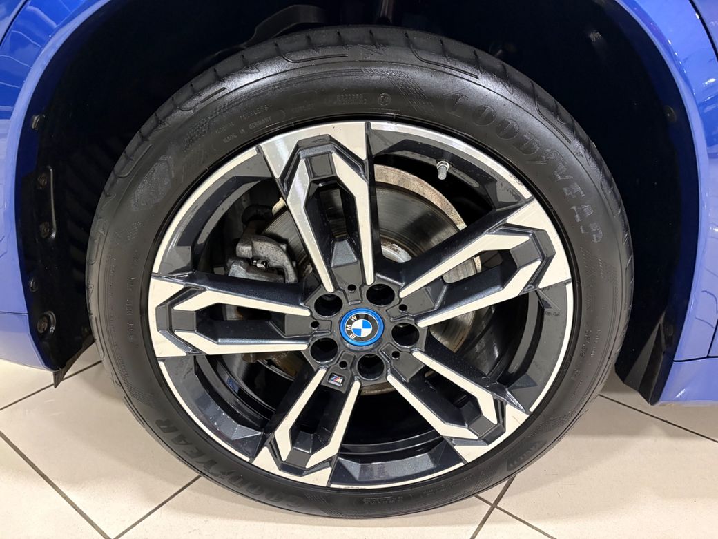2023 BMW iX1