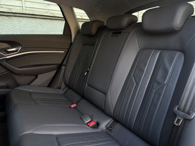 2022 Audi e-tron