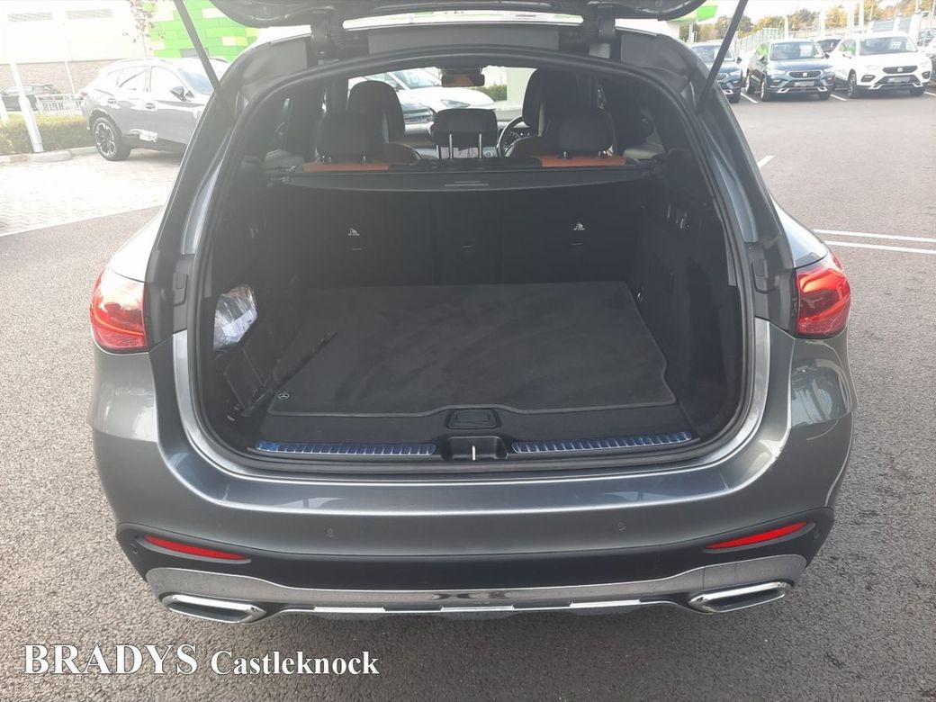 2023 Mercedes-Benz GLC Class